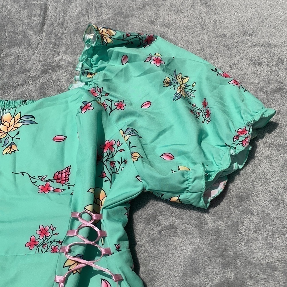 Shein Curve Floral Dress - Picture 4 of 8